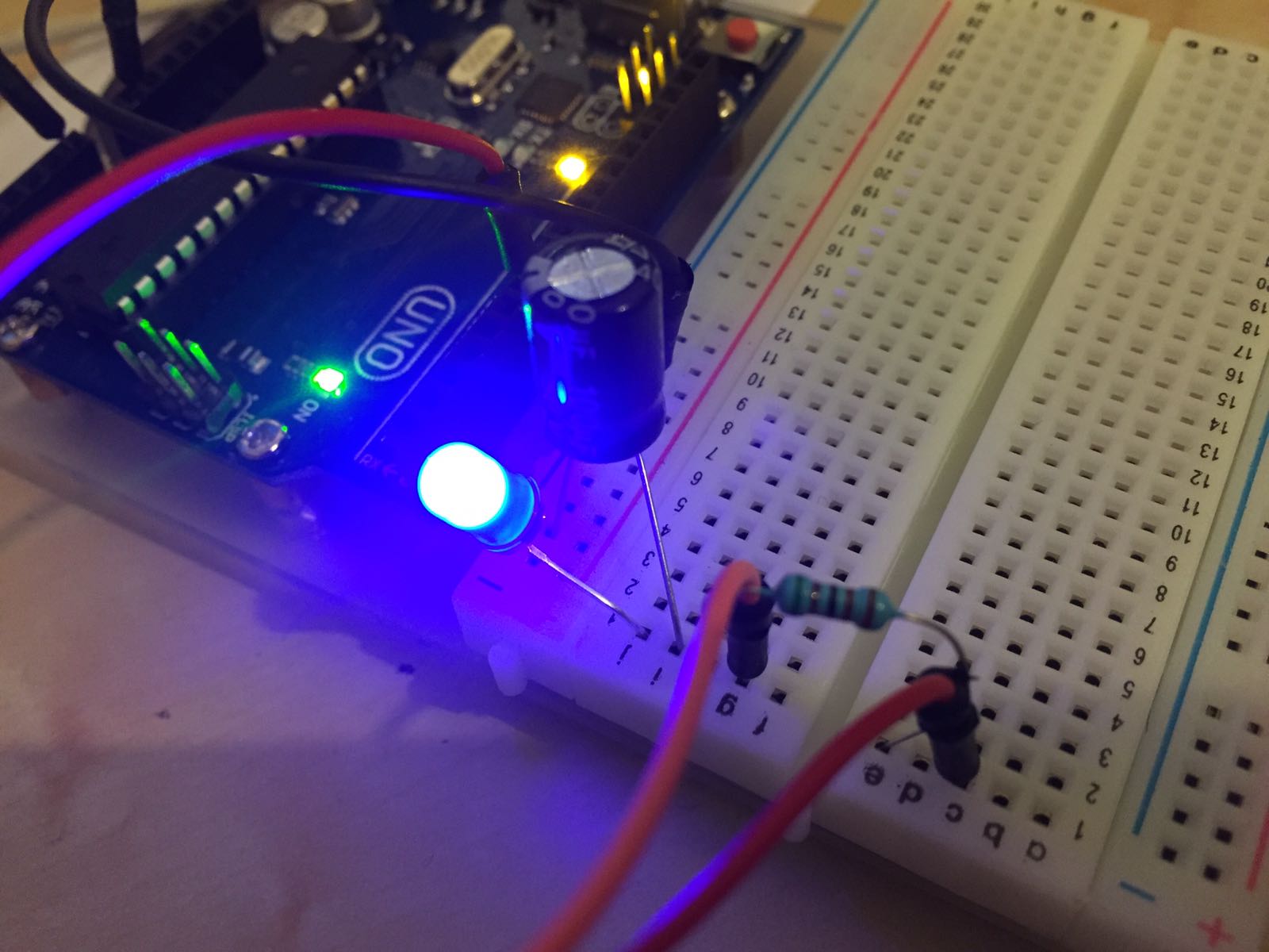 Misura della caratteristica di Led